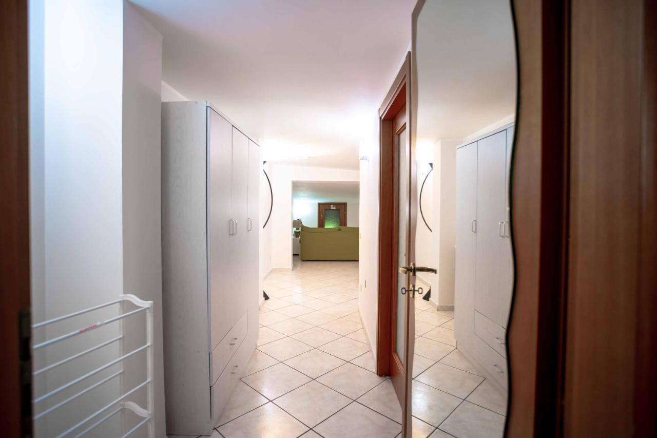 House Da Mary Appartement Caserta Buitenkant foto