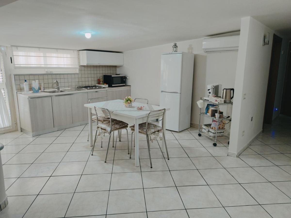 House Da Mary Appartement Caserta Buitenkant foto